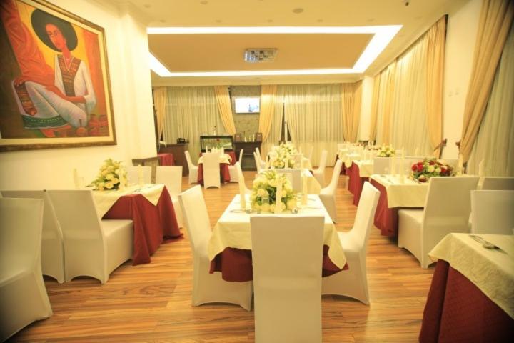 Miracle Hotel Addis Ababa Ngoại thất bức ảnh