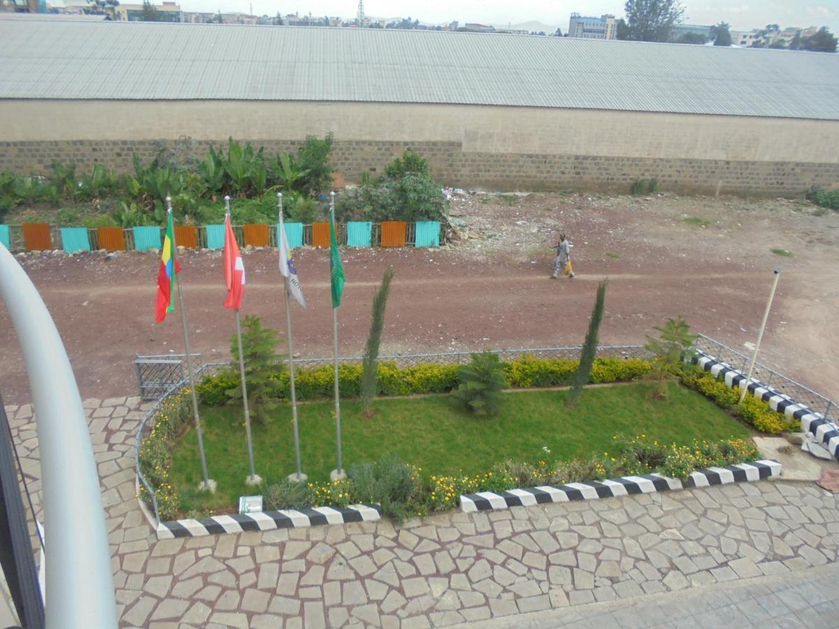 Miracle Hotel Addis Ababa Ngoại thất bức ảnh