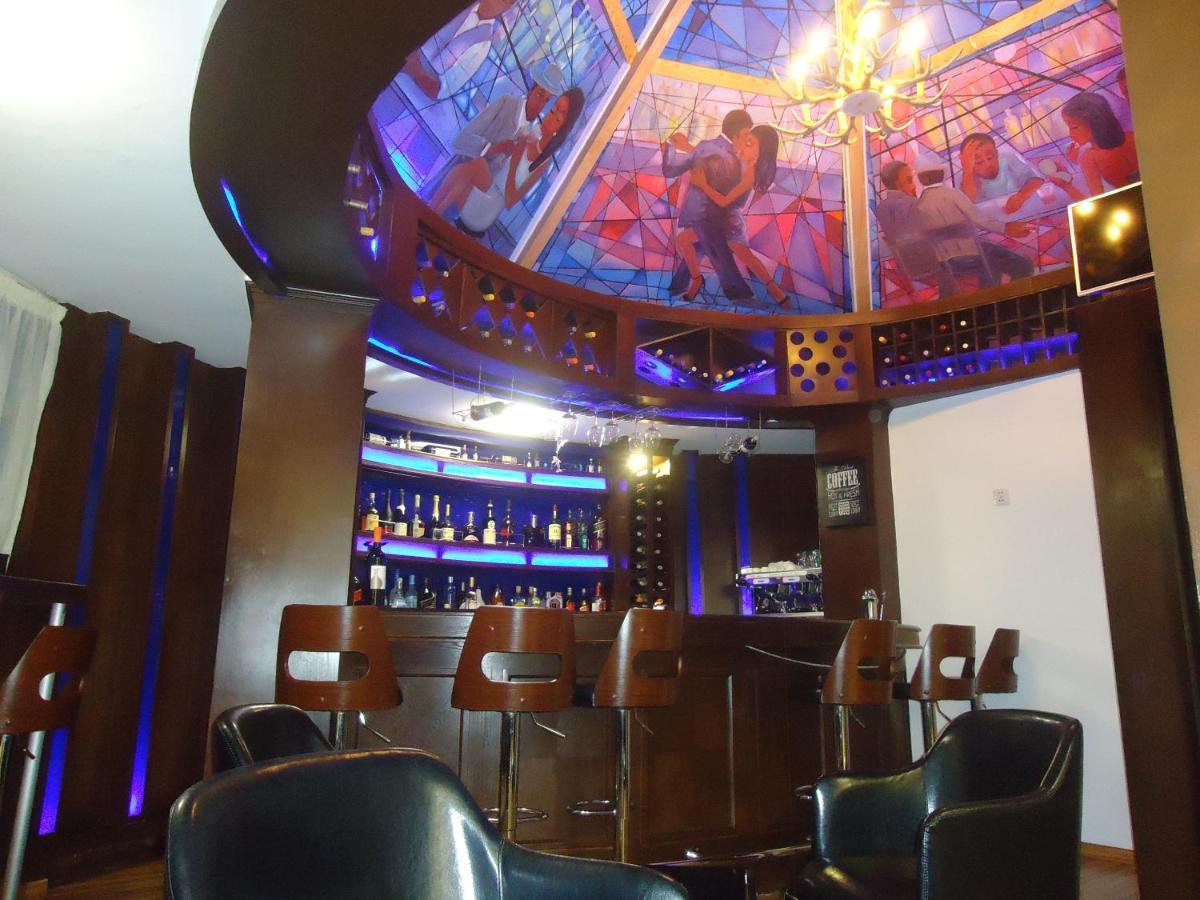 Miracle Hotel Addis Ababa Ngoại thất bức ảnh