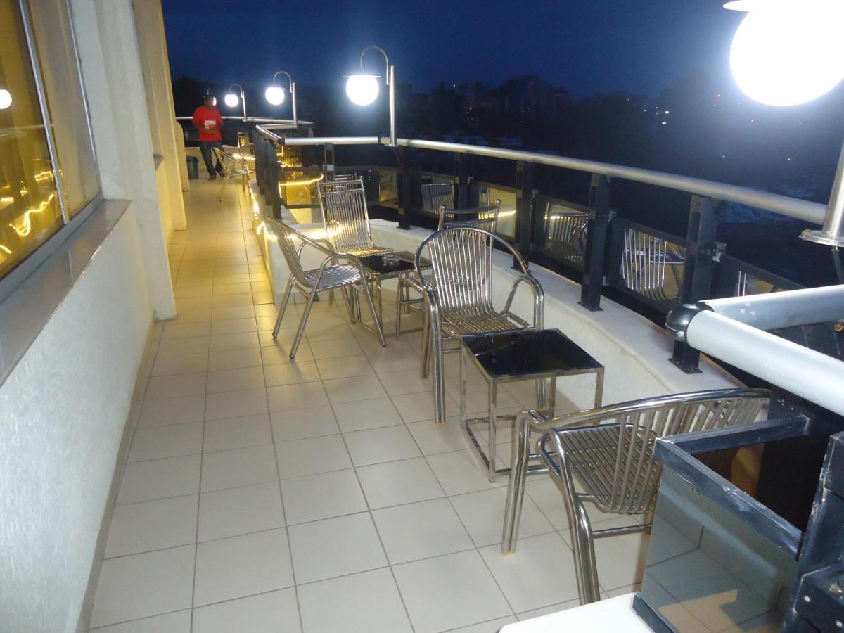 Miracle Hotel Addis Ababa Ngoại thất bức ảnh